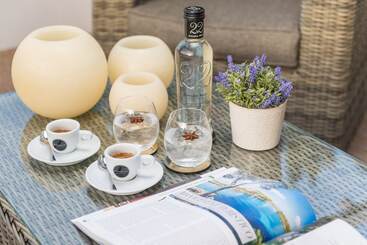 مسافرخانه Boutique Hotel Oriola