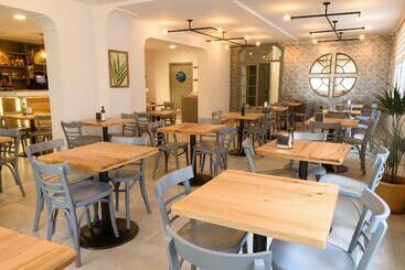 Hostal La Isla