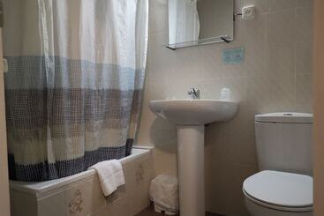 Hostal Lesseps