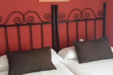 Hostal Mainz - Piedralaves