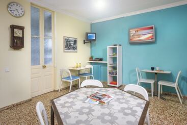 Hostal Solimar - Badalona