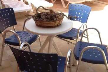 مسافرخانه Zhimbad B&b By The Sea