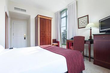 هتل Exe Laietana Palace