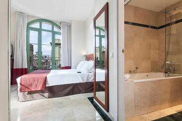 هتل Exe Laietana Palace