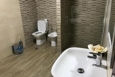 هتل Hostal Restaurante Rufino