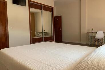 هتل Hostal Restaurante Rufino