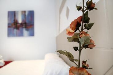 هتل Hostal Victoria