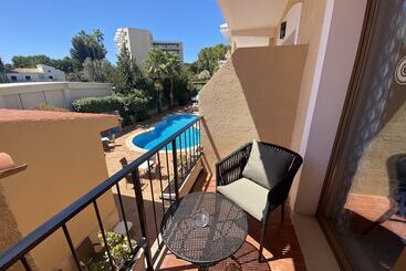هتل Hostal Villa Rosa