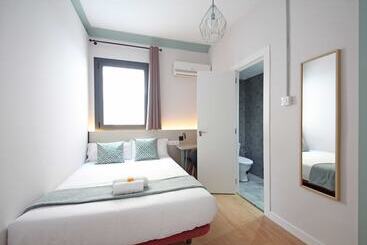 هتل Regina Selfcheckin Smart Rooms