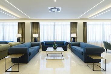 Apartamentos Pyr Fuengirola
