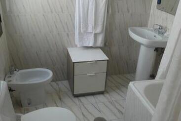 Hostal America
