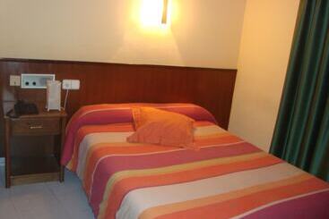 Hostal Les Collades