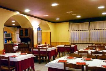 Hostal Les Collades
