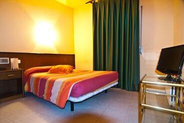 Hostal Les Collades