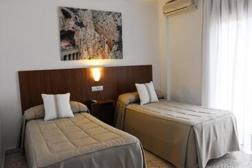 Hostal Restaurante El Cruce - Ardales