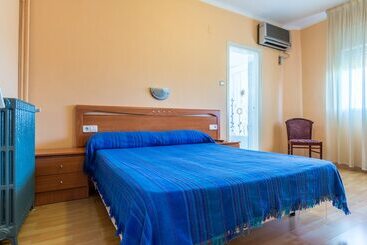 Hostal Urgell