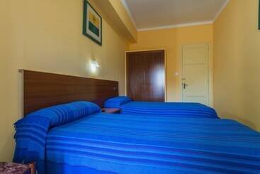 Hostal Urgell