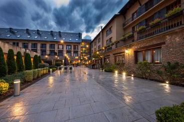 Hotel Apartamentos Trainera