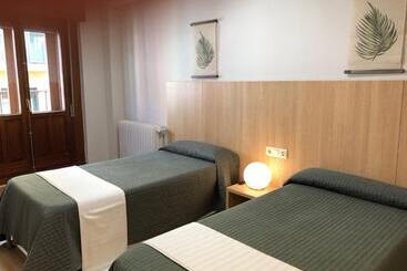هتل Bearan Bar & Rooms