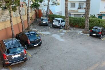 هتل Hostal Esperanza
