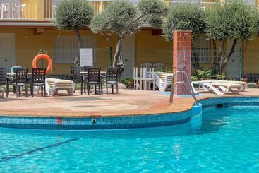هتل Hostal Esperanza