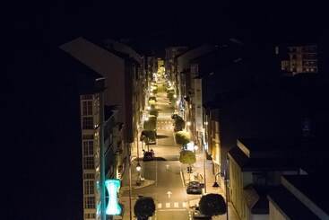 هتل Hostal Mayo