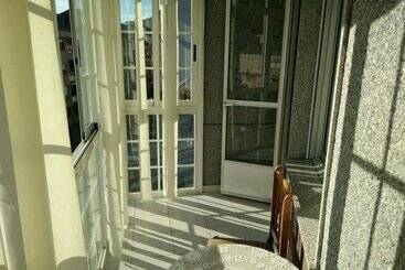 هتل Hostal Mayo