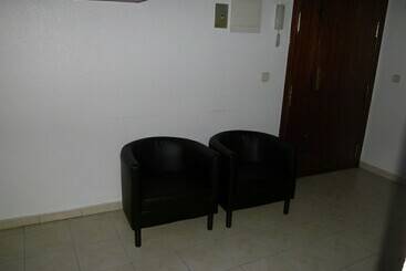 هتل Hostal Rivera Atocha