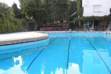 Hostal San José - Cadalso de los Vidrios
