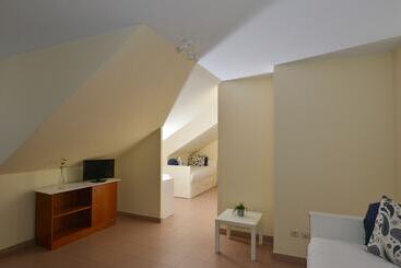 Apartamentos Marina