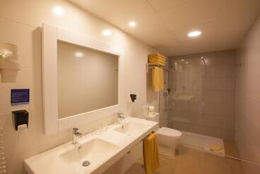 Grupotel Orquidea