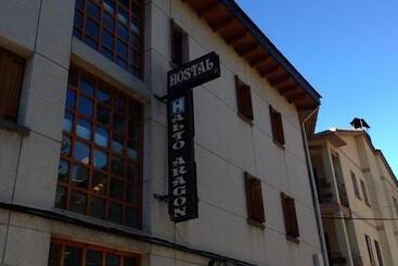 Hostal Alto Aragon - Villanua