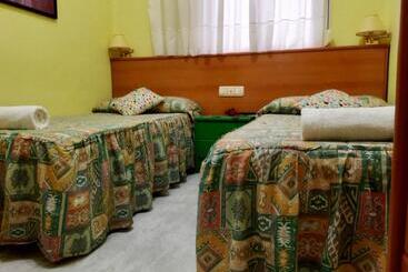 Hostal Alvarez