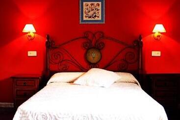 Hostal Casa Lacreu - Sahun