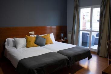 هتل Alda Ciudad De Soria
