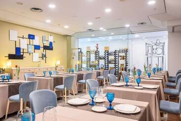 هتل Guadalajara & Conference Center Affiliated by Melia