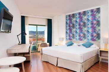 هتل Guadalajara & Conference Center Affiliated by Melia