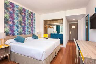 هتل Guadalajara & Conference Center Affiliated by Melia