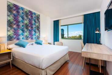 هتل Guadalajara & Conference Center Affiliated by Melia