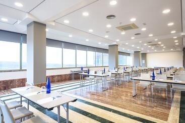 هتل Guadalajara & Conference Center Affiliated by Melia