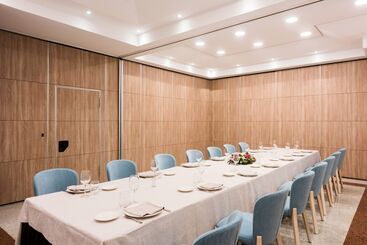 هتل Guadalajara & Conference Center Affiliated by Melia