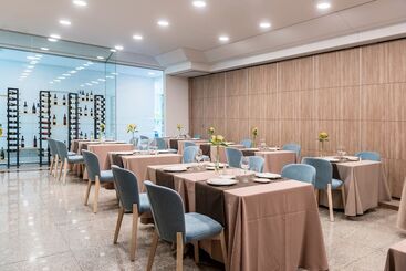 هتل Guadalajara & Conference Center Affiliated by Melia