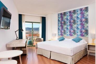 هتل Guadalajara & Conference Center Affiliated by Melia
