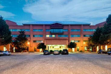 هتل Guadalajara & Conference Center Affiliated by Melia