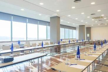 هتل Guadalajara & Conference Center Affiliated by Melia