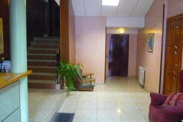 هتل Hostal El Centro