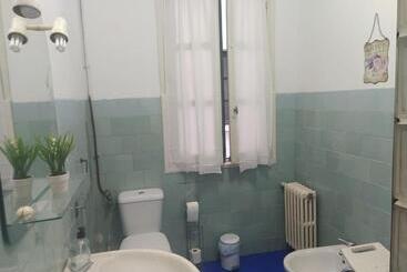 هتل Hostal España