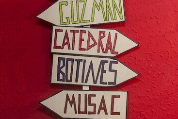 هتل Hostal Londres