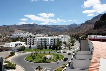 هتل Puerto De Las Nieves