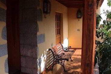 Сельский отель Rural Casa De Los Camellos